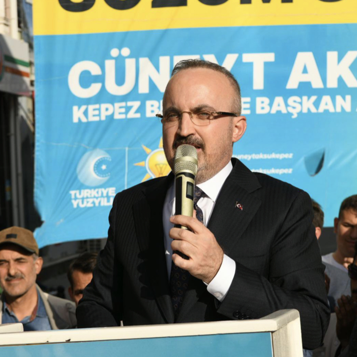 AK Partili Bülent Turan'dan YRP seçmenine çağrı: Şahsi kavgalarla partiye ceza kesilmez
