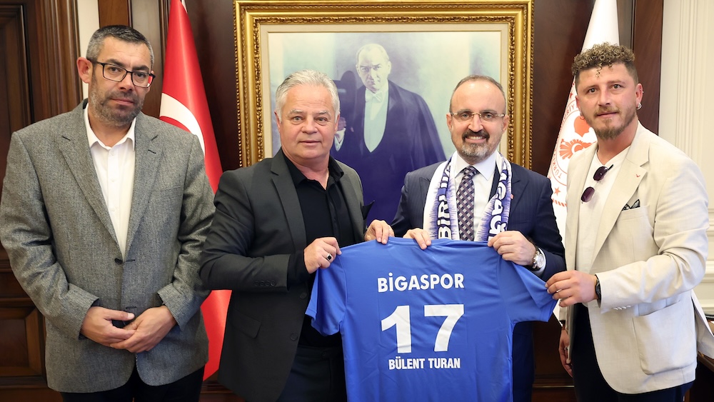 Biga Spor Kulübü Başkanı Hasan Okan ERGÜVEN ve Yönetim Kurulu Üyeleri Serhat KÖSTEK, Semih TURHAN'ın Ziyareti