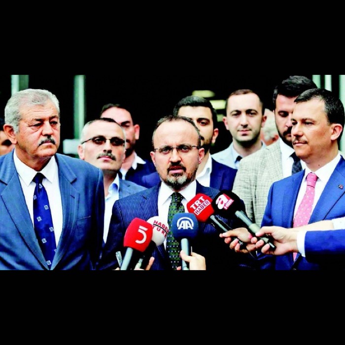 AK Parti Grup Başkanvekili Bülent Turan: Toparlanın Gitmiyoruz