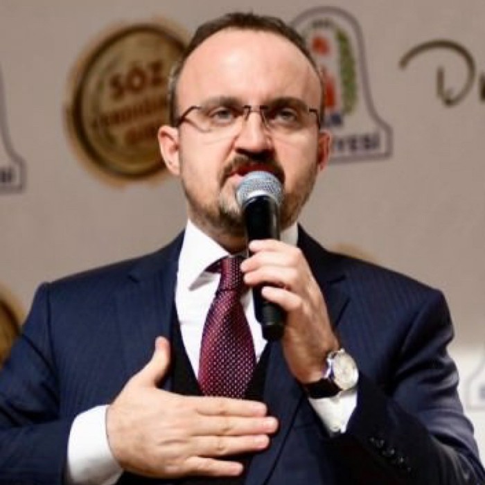 AK Parti’li Turan: ‘Şu anki CHP ile Atatürk’ün kurduğu parti arasında sadece isim benzerliği kaldı’