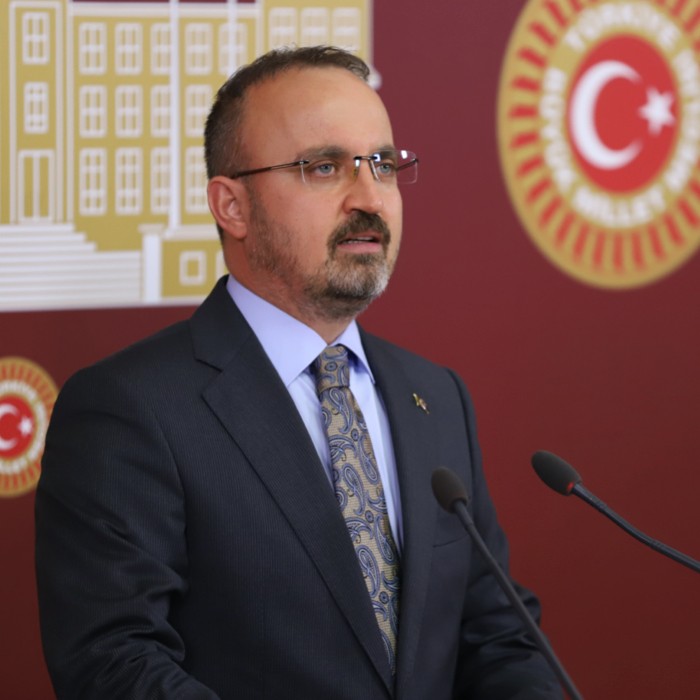 AK Parti'li Turan: Çalışanları tehdit etmek büyük bir acizliktir